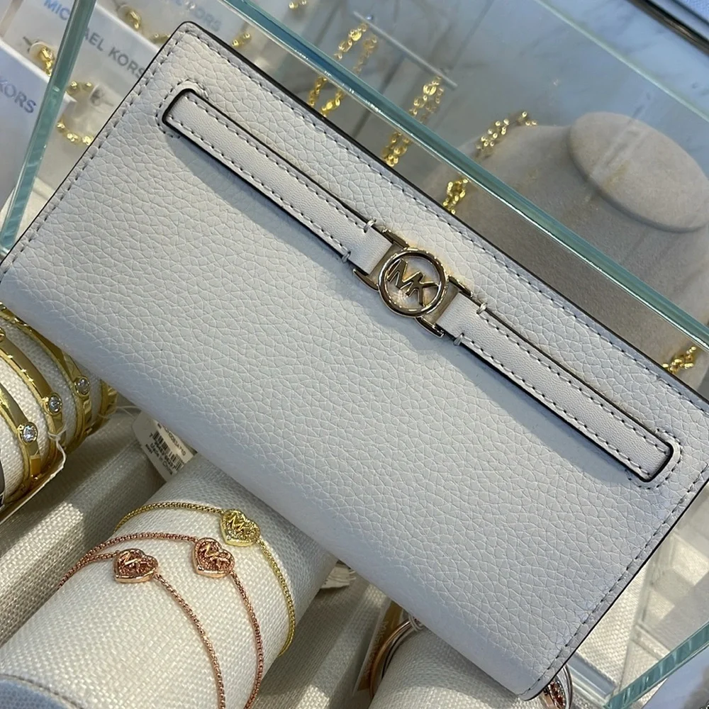 Michael Kors Reed Large Bifold Pebbled Leather Snap Wallet Card Case Lt Cream